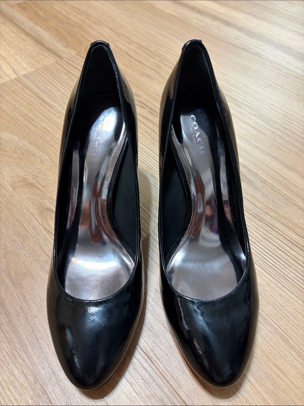 Coach Black Patent Leather Classic Pumps Heels Size 8.5B
